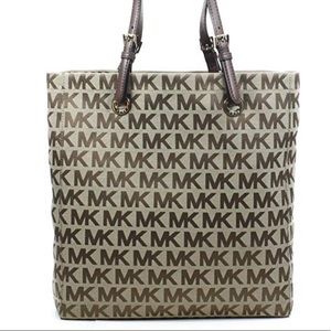 Michael Kors tote